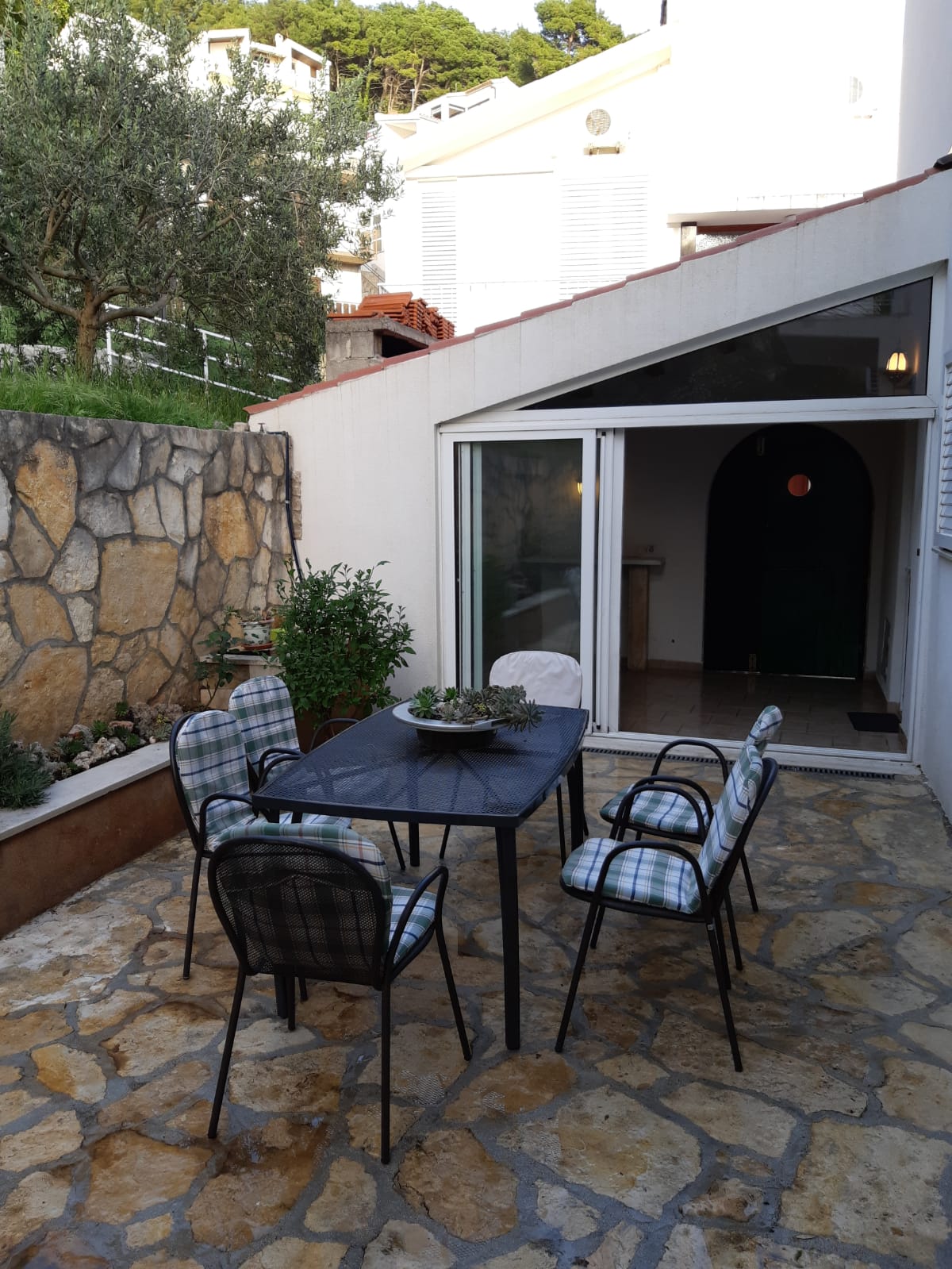 apartment-brela