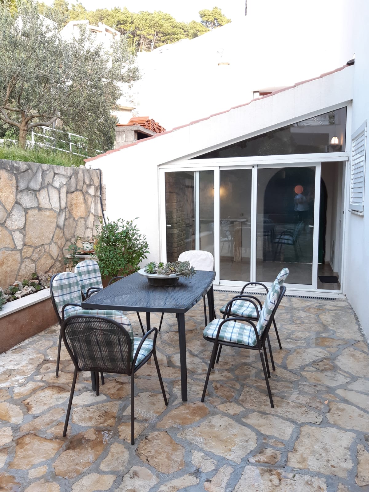 apartment-brela